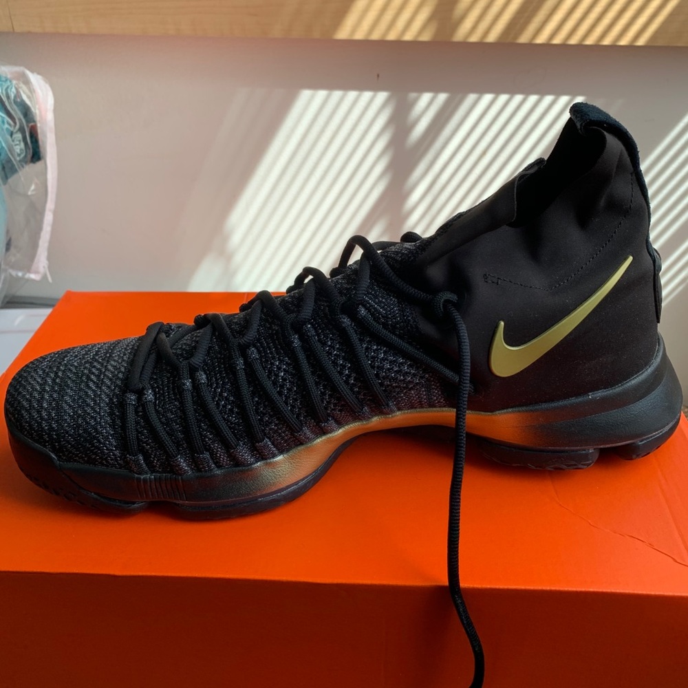 Nike KD “9” Elite Flip the Switch..